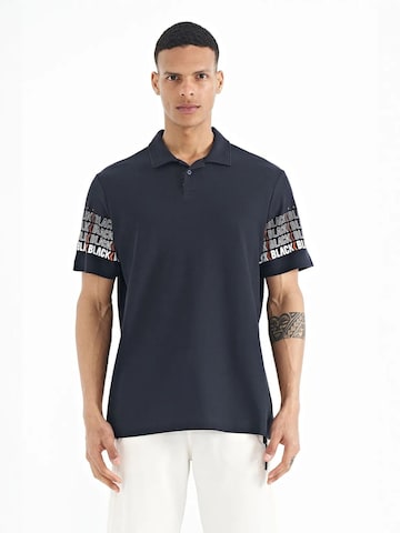 Tommy Life Shirt in Blue: front