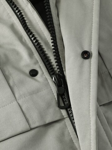 ALLTHEMEN Winter Coat 'Eishauch' in Grey