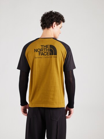 T-Shirt 'HERITAGE' THE NORTH FACE en vert : devant