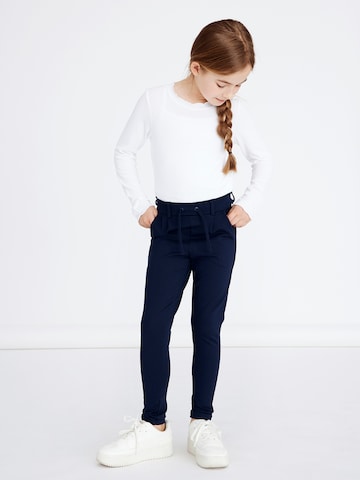 Coupe slim Pantalon 'Nitida' NAME IT en bleu