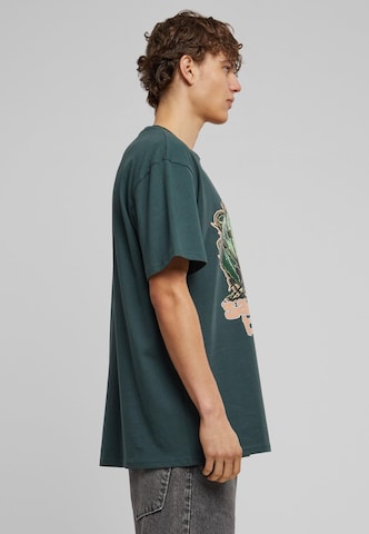 žalia MT Upscale Marškinėliai 'Sad Boy'