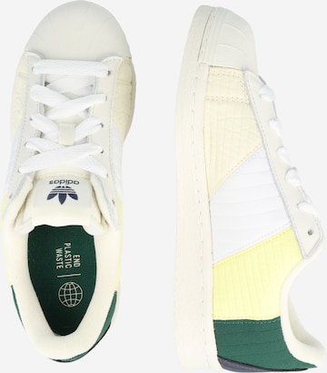 Baskets basses 'Superstar 82 Panel' ADIDAS ORIGINALS en jaune