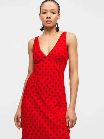 Abercrombie & Fitch - Vestido en rojo