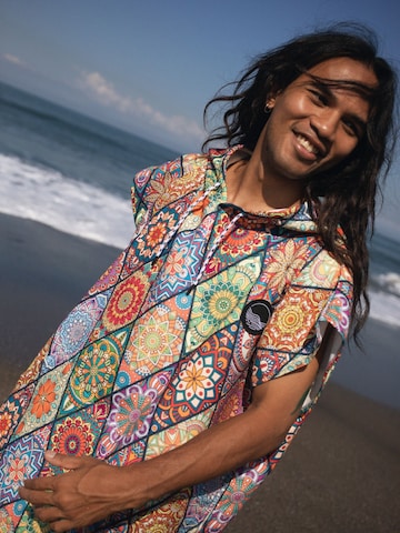 woodsandwaves Badjas kort 'Surf-Poncho' in Gemengde kleuren: voorkant