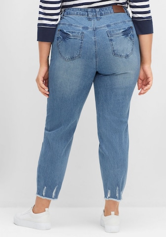 SHEEGO Slimfit Jeans in Blau