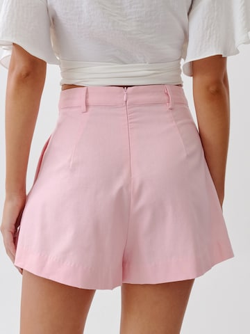 Tussah Loose fit Pleat-Front Pants 'JAYDA' in Pink