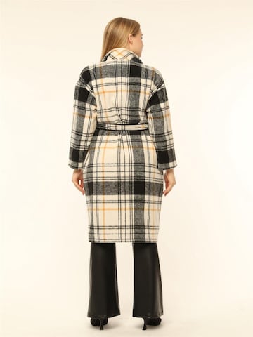 HOME STORE Between-seasons coat in Beige