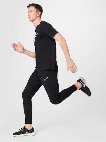 NIKE Slimfit Sporthose 'Academy 23' in Schwarz