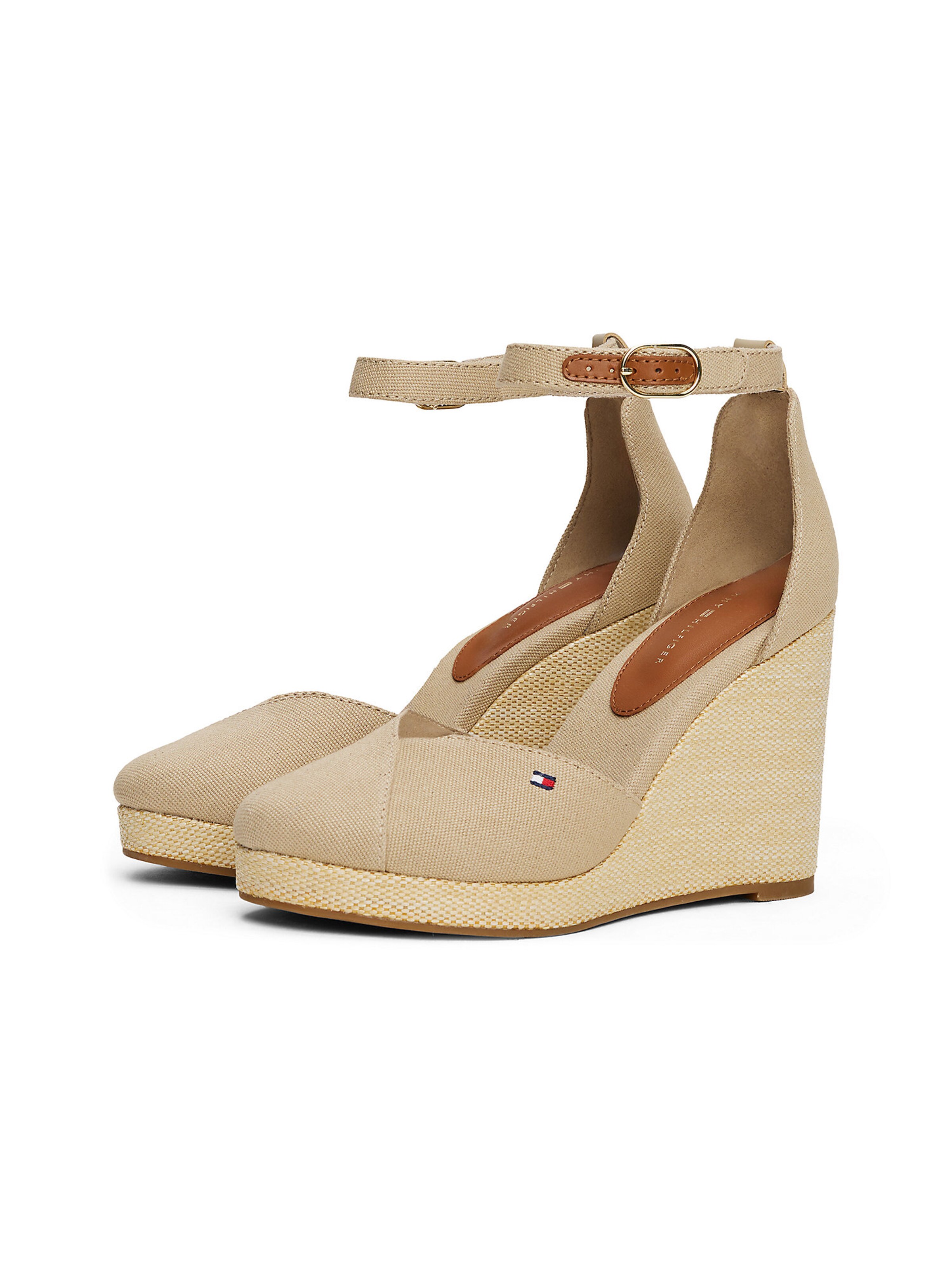 TOMMY HILFIGER Pumps in Beige
