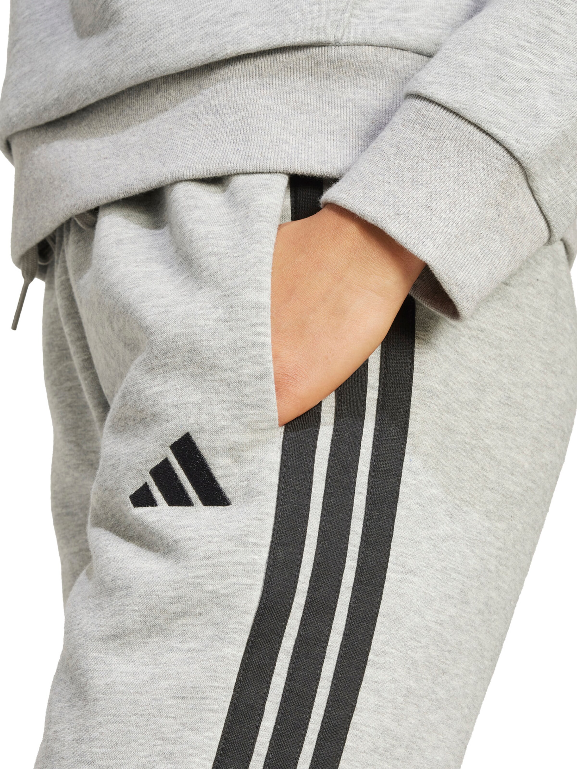 ADIDAS SPORTSWEAR Tapered Urheiluhousut värissä harmaa