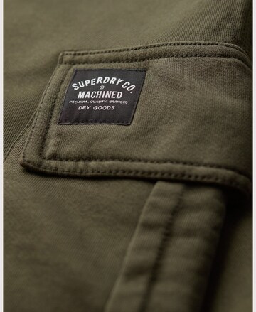 Effilé Pantalon cargo Superdry en vert