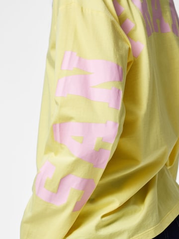 T-shirt 'Ria Fany' PIECES en jaune