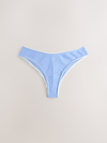 Next Slip in Blau