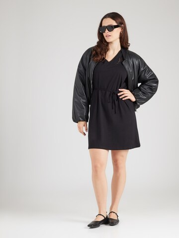 Robe 'CARSALLY' ONLY Carmakoma en noir