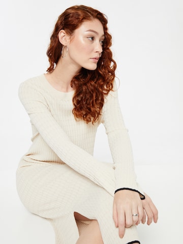 SOAKED IN LUXURY Knit dress 'Adrianna' in Beige