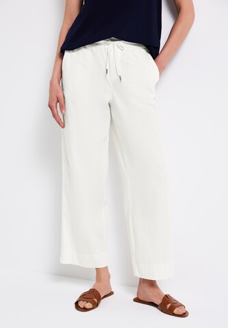 STREET ONE Loose fit Trousers in White: front