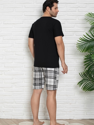 Pigiama corto di Trendyol in nero