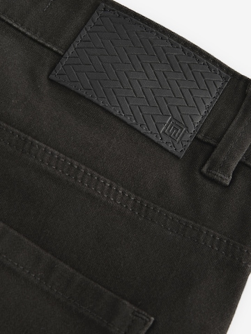 Next Slimfit Chino hlače | črna barva