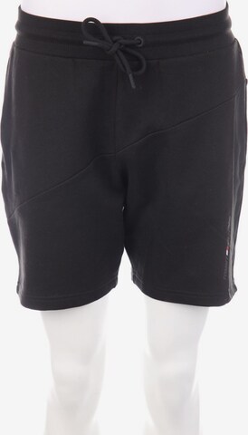 TOMMY HILFIGER Shorts in 33 in Black: front