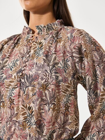 T-shirt ' NadinasDEA EV ' Dea Kudibal en beige