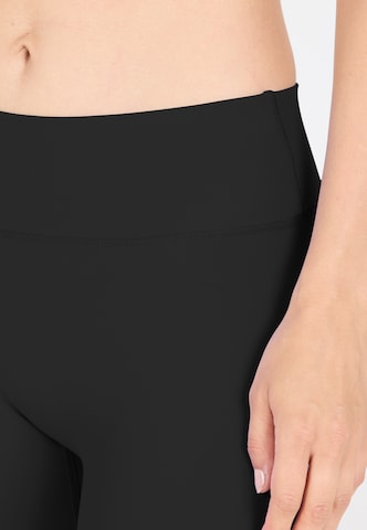 Athlecia Slim fit Leggings in Black