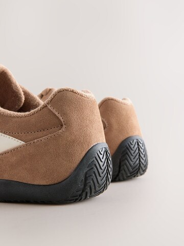 Next Platform trainers in Beige
