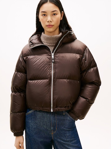 Veste d’hiver TOMMY HILFIGER en marron : devant