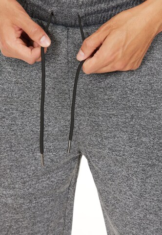 Cruz Tapered Workout Pants 'Kanpur' in Grey
