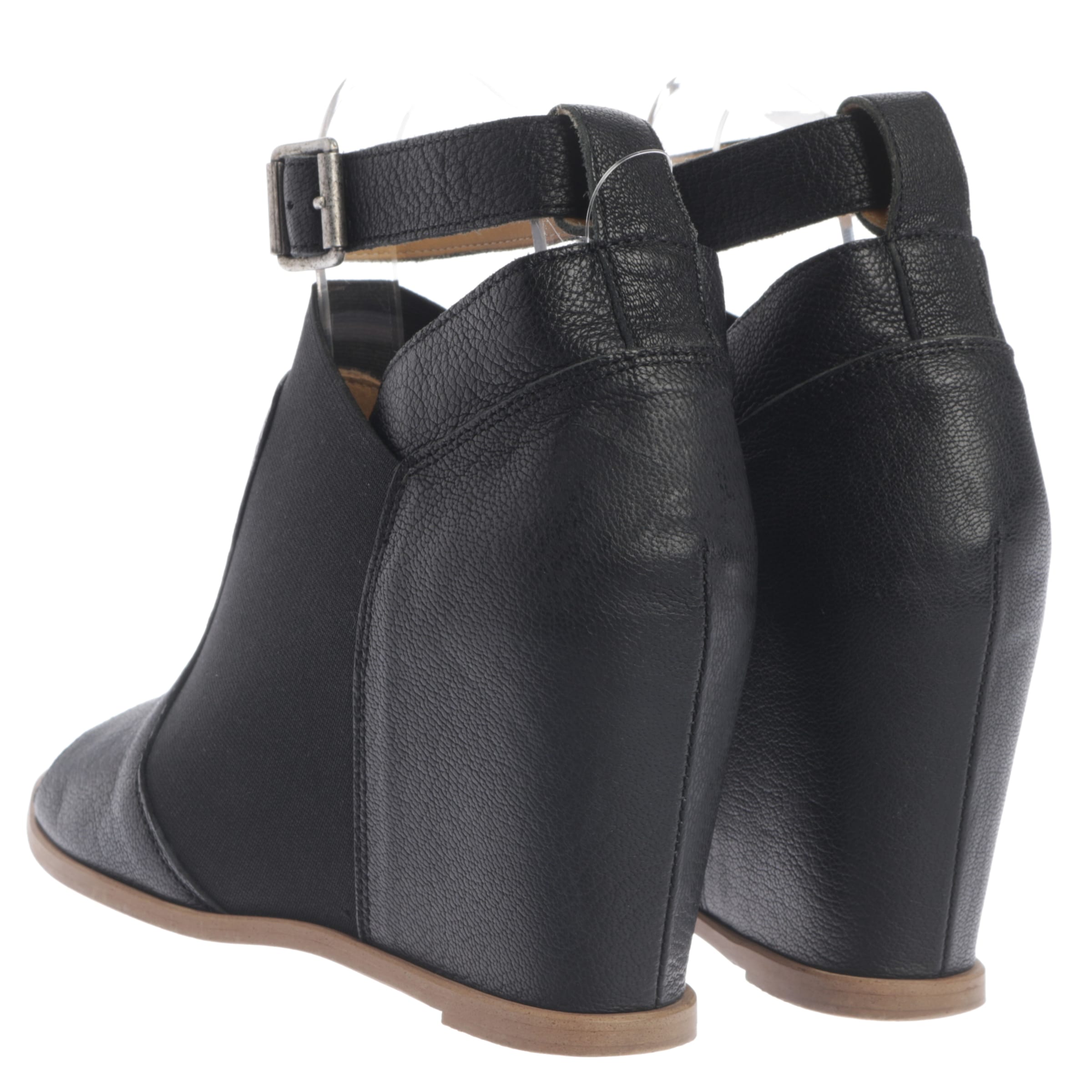 MM6 Pumps 39 in Schwarz