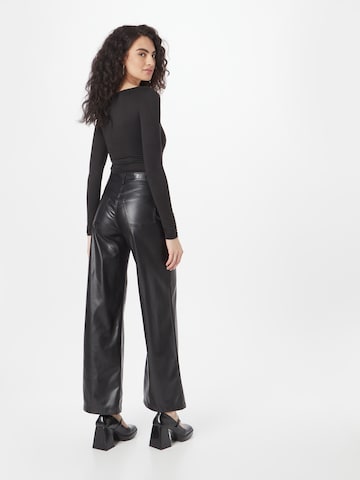 évasé Pantalon Tally Weijl en noir