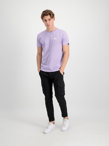 ALPHA INDUSTRIES Regular Fit T-Shirt in Lila