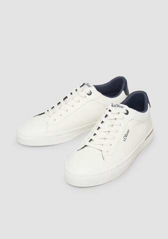 s.Oliver Sneakers in Weiß
