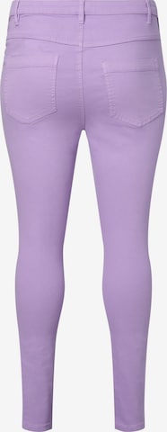 Zizzi - Slimfit Calças de ganga 'Amy' em roxo