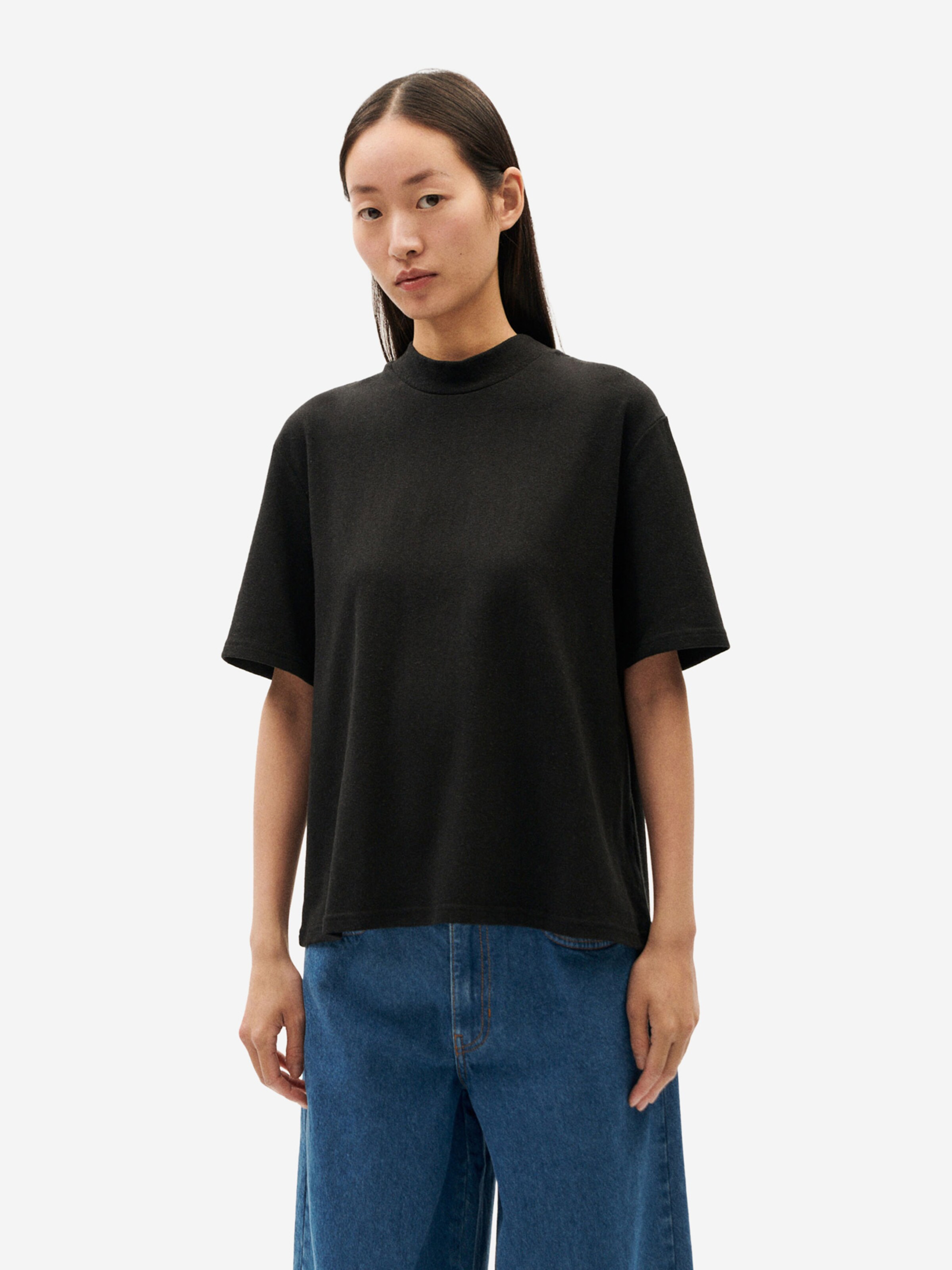 Maglietta 'HEMP AIDIN' di Thinking MU in nero: frontale