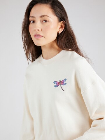 Iriedaily Sweatshirt 'Libelle' in Wit