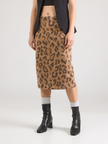 monari Пола в кафяво: отпред