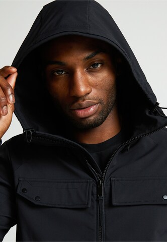 Giacca di mezza stagione 'Tassotti' di Alessandro Zavetti in nero