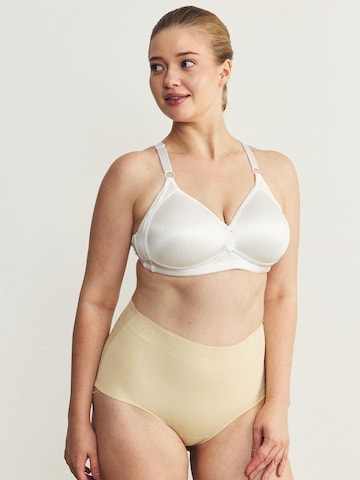 Soutien-gorge C&City en blanc : devant