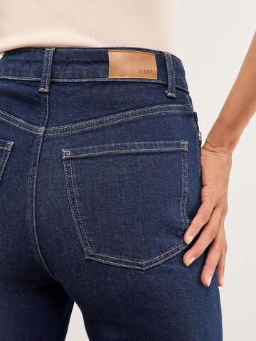 Lipsy Разкроени Дънки в синьо