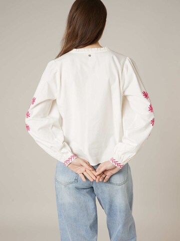 Deeluxe Blouse ' AGLAE ' in Wit