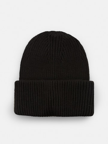 Pull&Bear Mütze in Schwarz