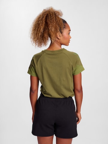 T-shirt fonctionnel Hummel en vert