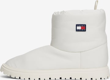 Tommy Jeans Snow Boots in White: front