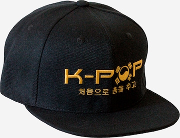 Casquette 'Gold snapback cap' K-pop en noir : devant