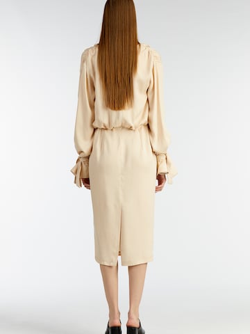 KAN - Vestido 'OYSTER' en beige