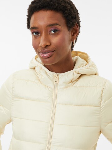 Champion Authentic Athletic Apparel Between-season jacket in Yellow