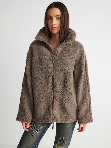 Gina Tricot Overgangsjakke 'Pile' i brun: forside