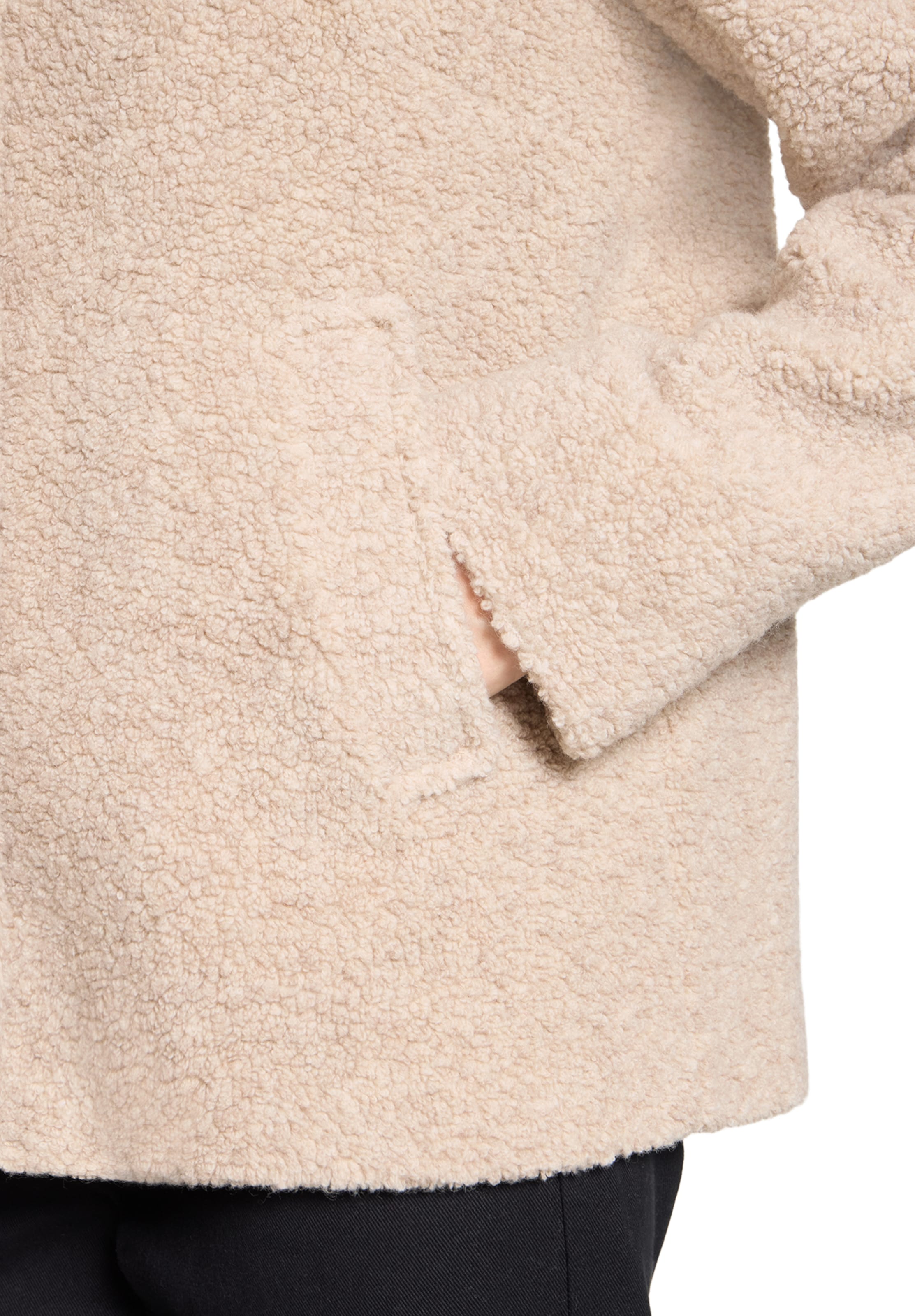 GIL BRET Between-Season Jacket in Beige