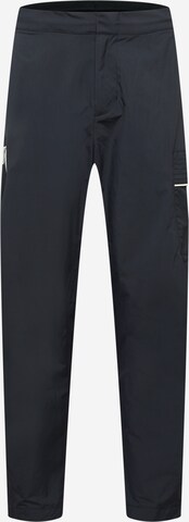 Effilé Pantalon cargo Nike Sportswear en noir : devant