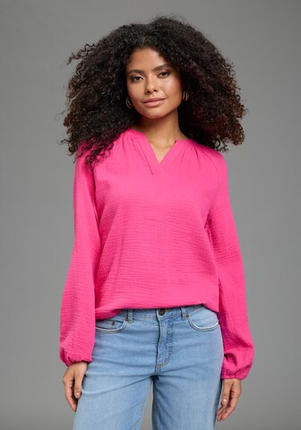 LAURA SCOTT Blouse in Pink: front